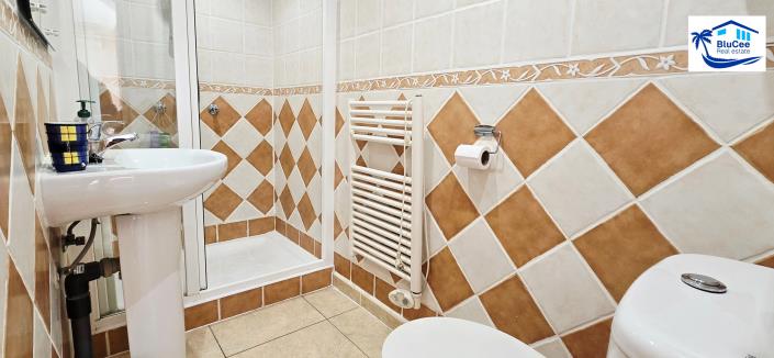 Image No.29-3 Bed Villa for sale