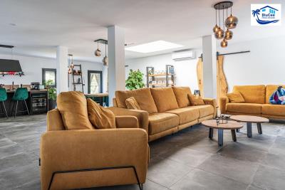 For-Sale-One-Level-Luxury-Finca-and-Plantation-with-Guest-Accommodation-near-Velez-Malaga---BluCee-Real-Estate--4-