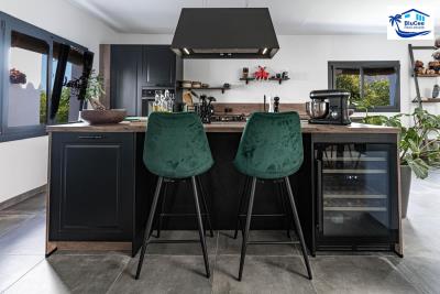 For-Sale-One-Level-Luxury-Finca-and-Plantation-with-Guest-Accommodation-near-Velez-Malaga---BluCee-Real-Estate--8-