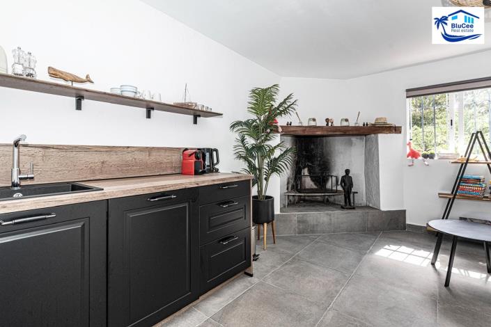 Image No.25-3 Bed Country House for sale