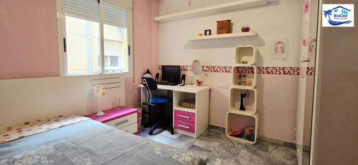 Image No.20-3 Bed Apartment for sale