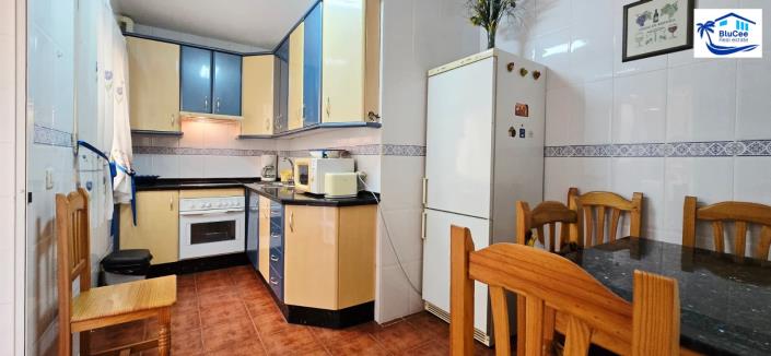 Image No.10-3 Bed Apartment for sale