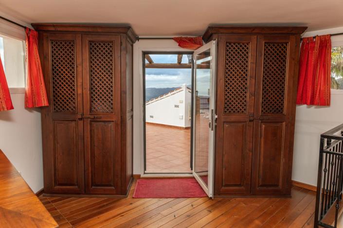 Image No.29-4 Bed House/Villa for sale