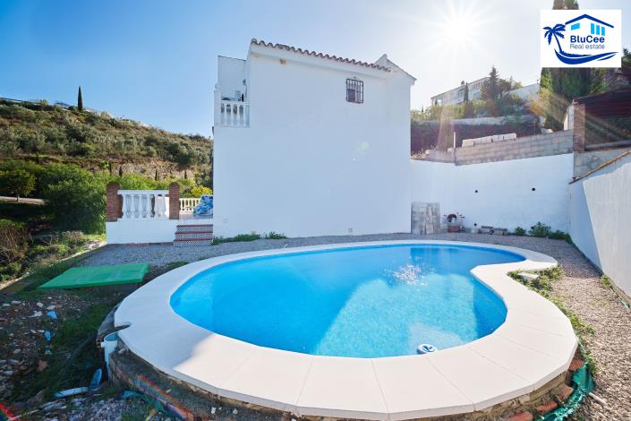 Image No.26-3 Bed Villa / Detached for sale