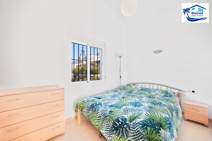 Image No.17-3 Bed Villa / Detached for sale