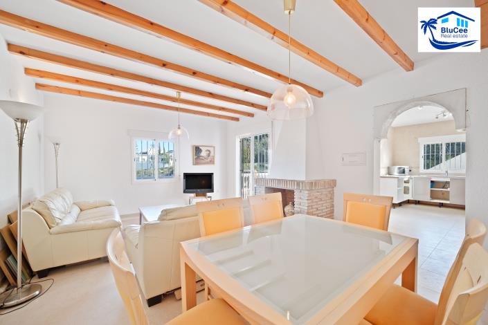 Image No.6-3 Bed Villa / Detached for sale