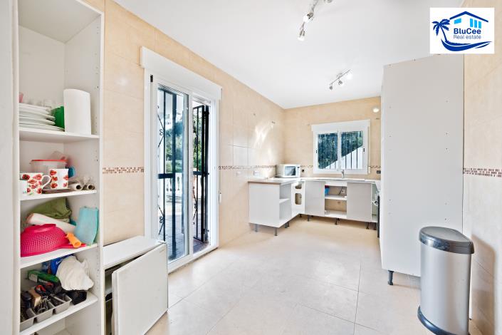 Image No.8-3 Bed Villa / Detached for sale