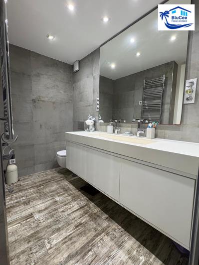 Image No.21-3 Bed Duplex for sale