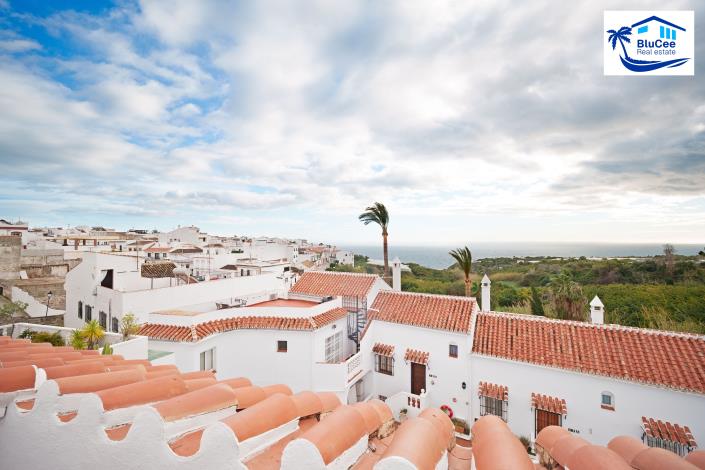 Image No.23-2 Bed Apartment for sale