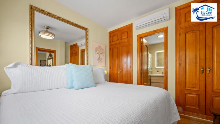 Image No.18-3 Bed Chalet for sale