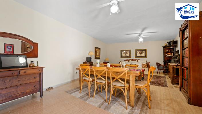 Image No.29-3 Bed Chalet for sale