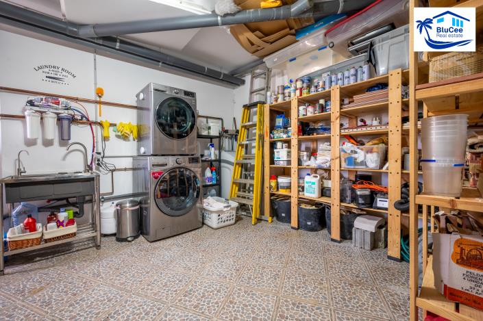 Image No.36-3 Bed Chalet for sale