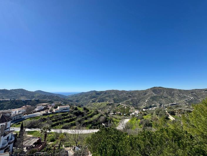 Image No.28-2 Bed Apartment for sale