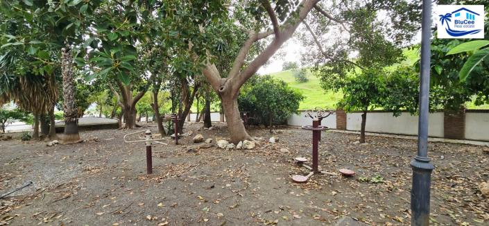 Image No.41-3 Bed Townhouse for sale