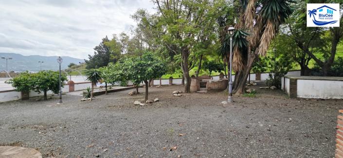 Image No.48-3 Bed Townhouse for sale