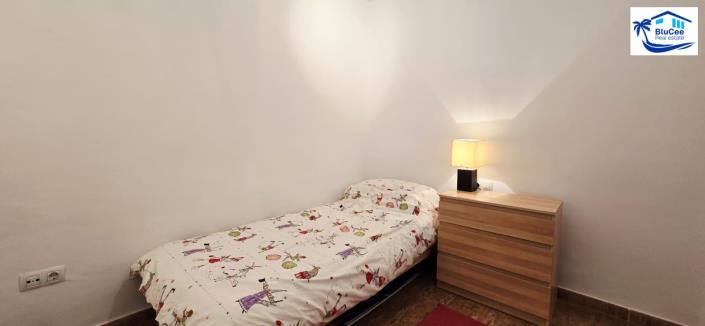 Image No.21-3 Bed Townhouse for sale