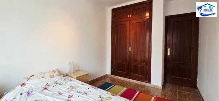 Image No.14-3 Bed Townhouse for sale