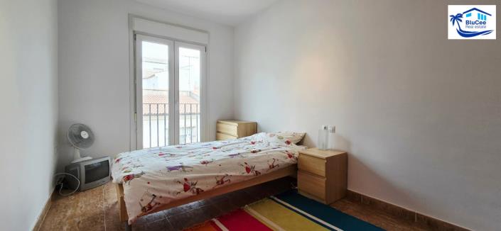 Image No.13-3 Bed Townhouse for sale