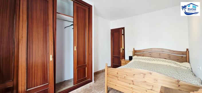 Image No.19-3 Bed Townhouse for sale