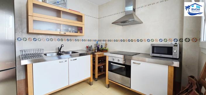 Image No.8-3 Bed Townhouse for sale