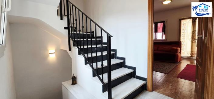 Image No.24-3 Bed Townhouse for sale