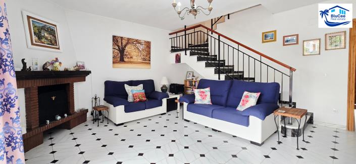 Image No.10-3 Bed Townhouse for sale