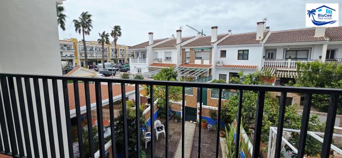 Image No.16-3 Bed Townhouse for sale