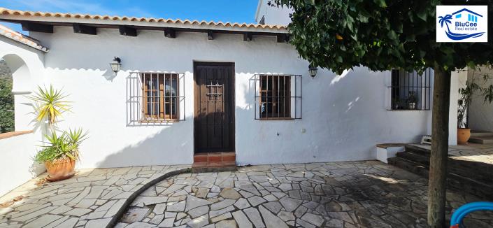 Image No.9-3 Bed Country House for sale