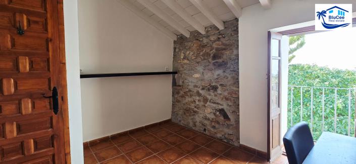 Image No.32-3 Bed Country House for sale