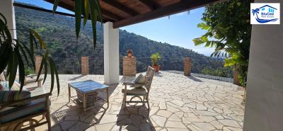 For-sale-country-house-with-seaview-and-pool---BluCee-Real-Estate--18-