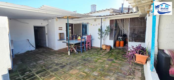 Image No.30-3 Bed Country House for sale