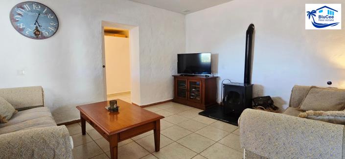 Image No.13-3 Bed Country House for sale