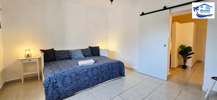 Image No.19-3 Bed Country House for sale