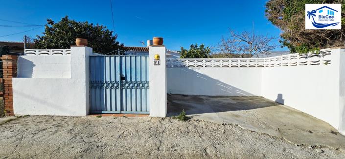 Image No.36-3 Bed Country House for sale