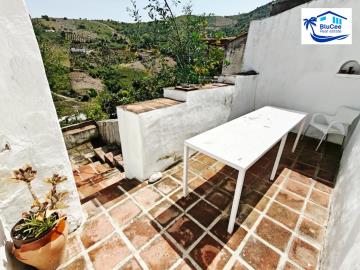 House-for-sale-in-Cutar--Malaga-with-BluCee-Real-Estate--2-
