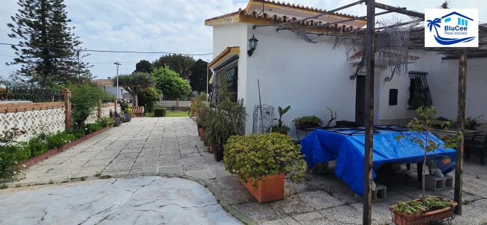 Image No.25-4 Bed Villa for sale