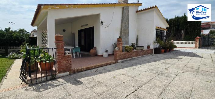 Image No.30-4 Bed Villa for sale