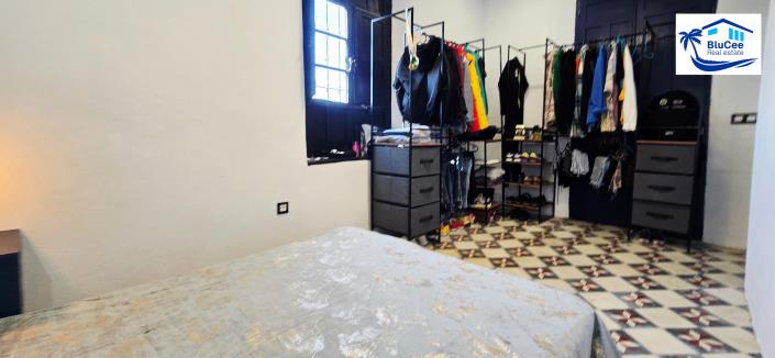 Image No.34-4 Bed Townhouse for sale