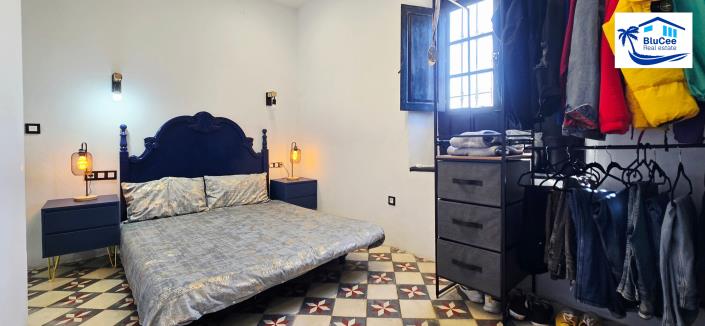 Image No.35-4 Bed Townhouse for sale