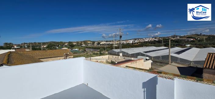 Image No.43-4 Bed Townhouse for sale