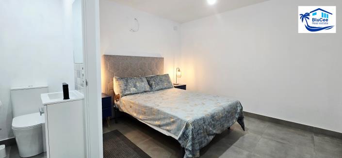 Image No.38-4 Bed Townhouse for sale