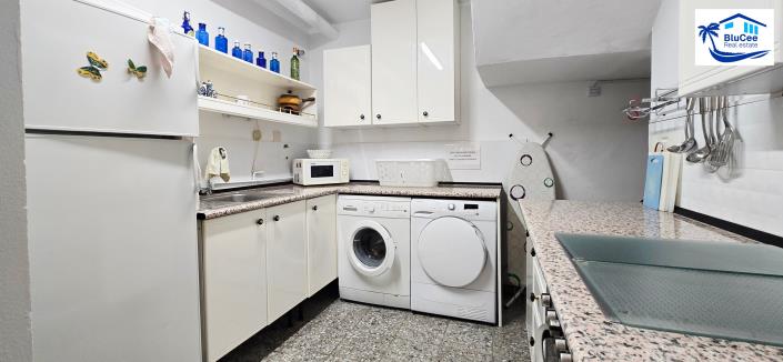 Image No.28-3 Bed Semi-Detached for sale