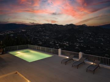 For-sale-villa-in-Competa-Andalusia---BluCee-Real-Estate--12-