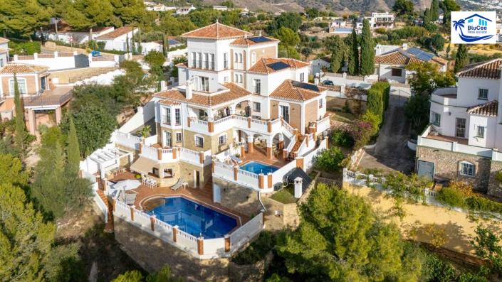Image No.4-5 Bed Villa for sale