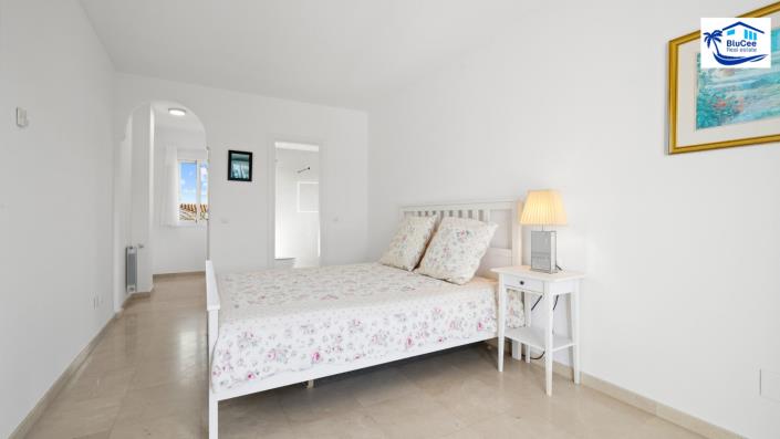 Image No.35-5 Bed Villa for sale