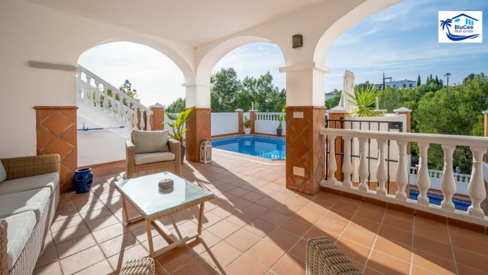 Image No.45-5 Bed Villa for sale