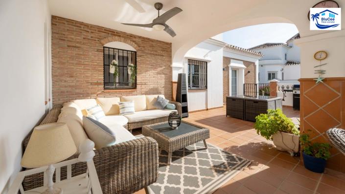 Image No.54-5 Bed Villa for sale