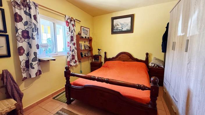 Image No.38-2 Bed Country House for sale