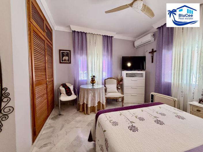 Image No.5-7 Bed Villa for sale