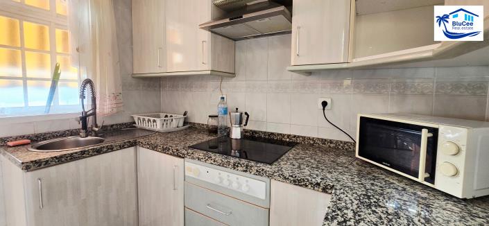 Image No.19-3 Bed Townhouse for sale